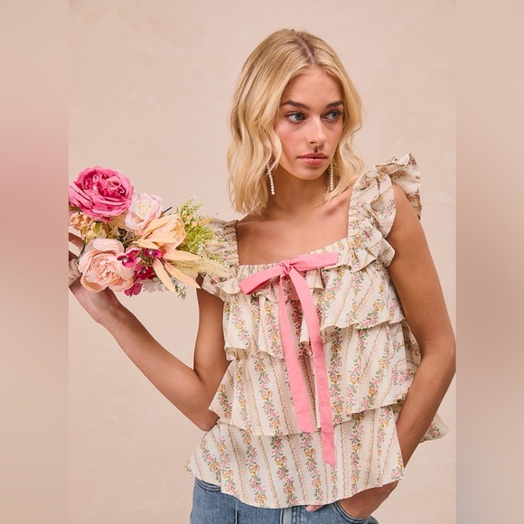 💗BiBi Floral Printed Woven Front Bow Tied Ruffled Square Neck Sleeveless Top - Picture 3 of 12